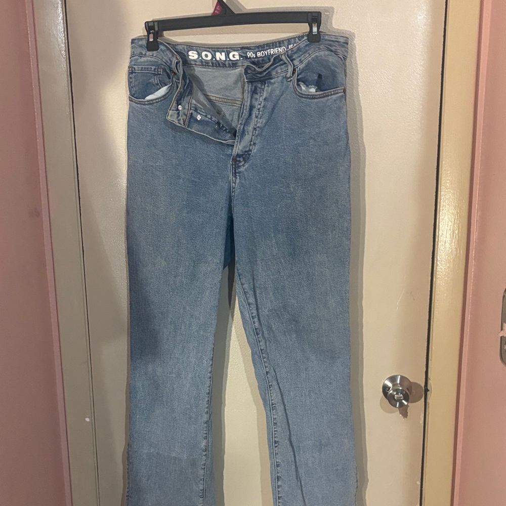 SONG Women's Relaxed Fit Boyfriend Jeans - Light Blue